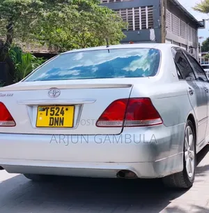 Toyota Crown Royale 2005 Silver