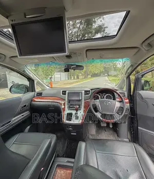 Toyota Vellfire 2010 Grey