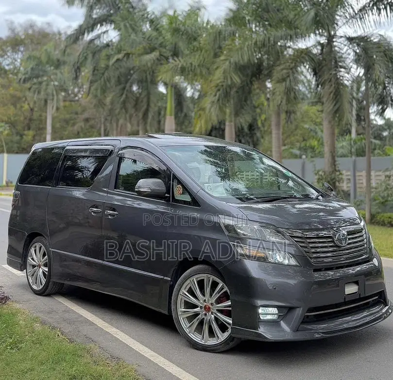 Toyota Vellfire 2010 Grey