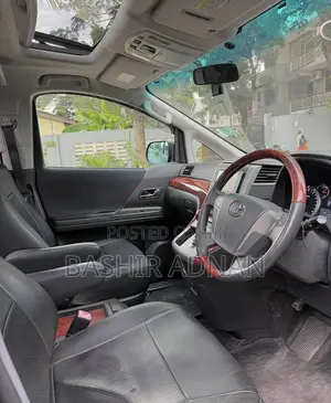 Toyota Vellfire 2010 Grey