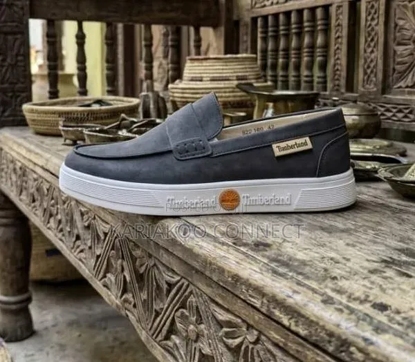 New Simple Men's Shoes