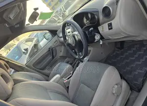 Toyota RAV4 Automatic 2000 Gold