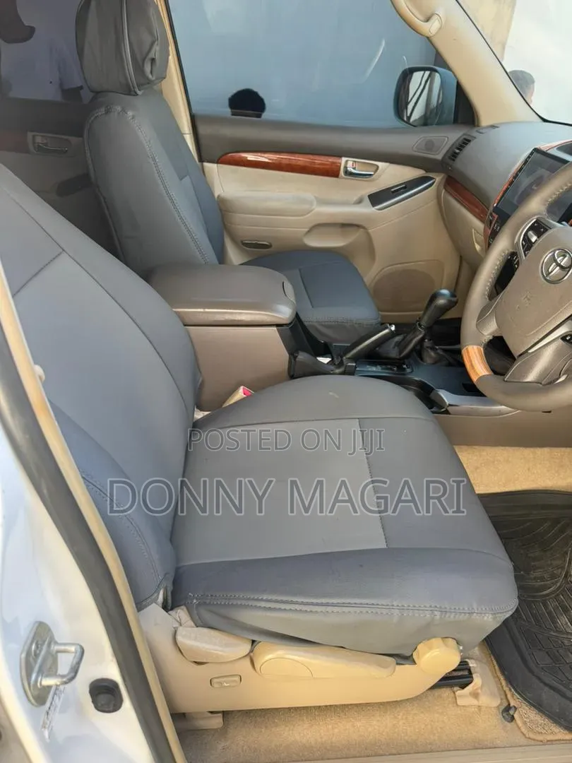 Toyota Land Cruiser Prado 2006 White