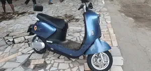 Yadea M6 2024 Blue
