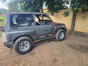 Suzuki Escudo 1998 Green