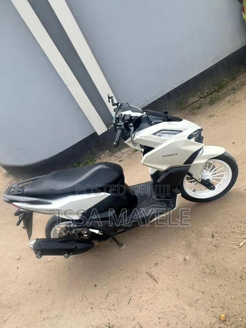 Honda Ignition 2022 White
