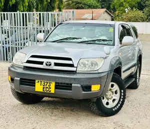 Toyota Hilux Surf 2004 Beige