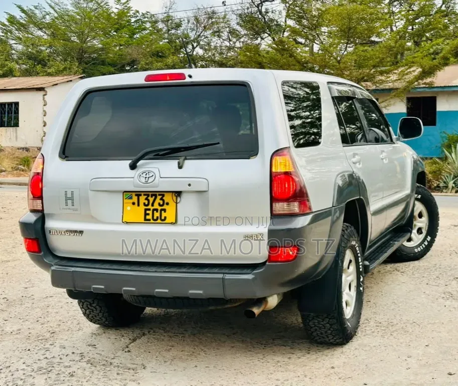 Toyota Hilux Surf 2004 Beige