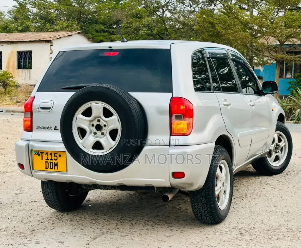 Toyota RAV4 2002 Beige
