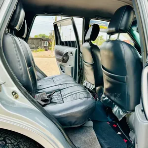 Toyota RAV4 2002 Beige