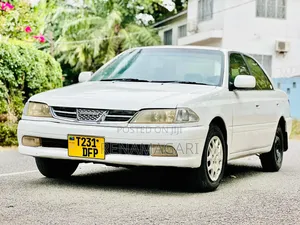 Toyota Carina 2000 White