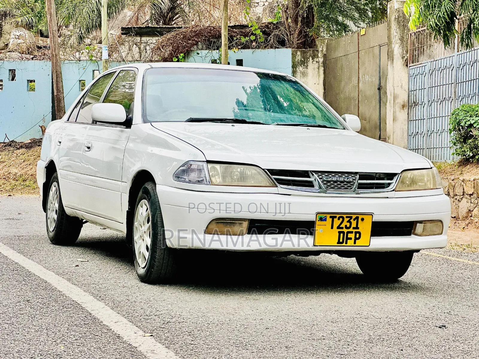 Toyota Carina 2000 White