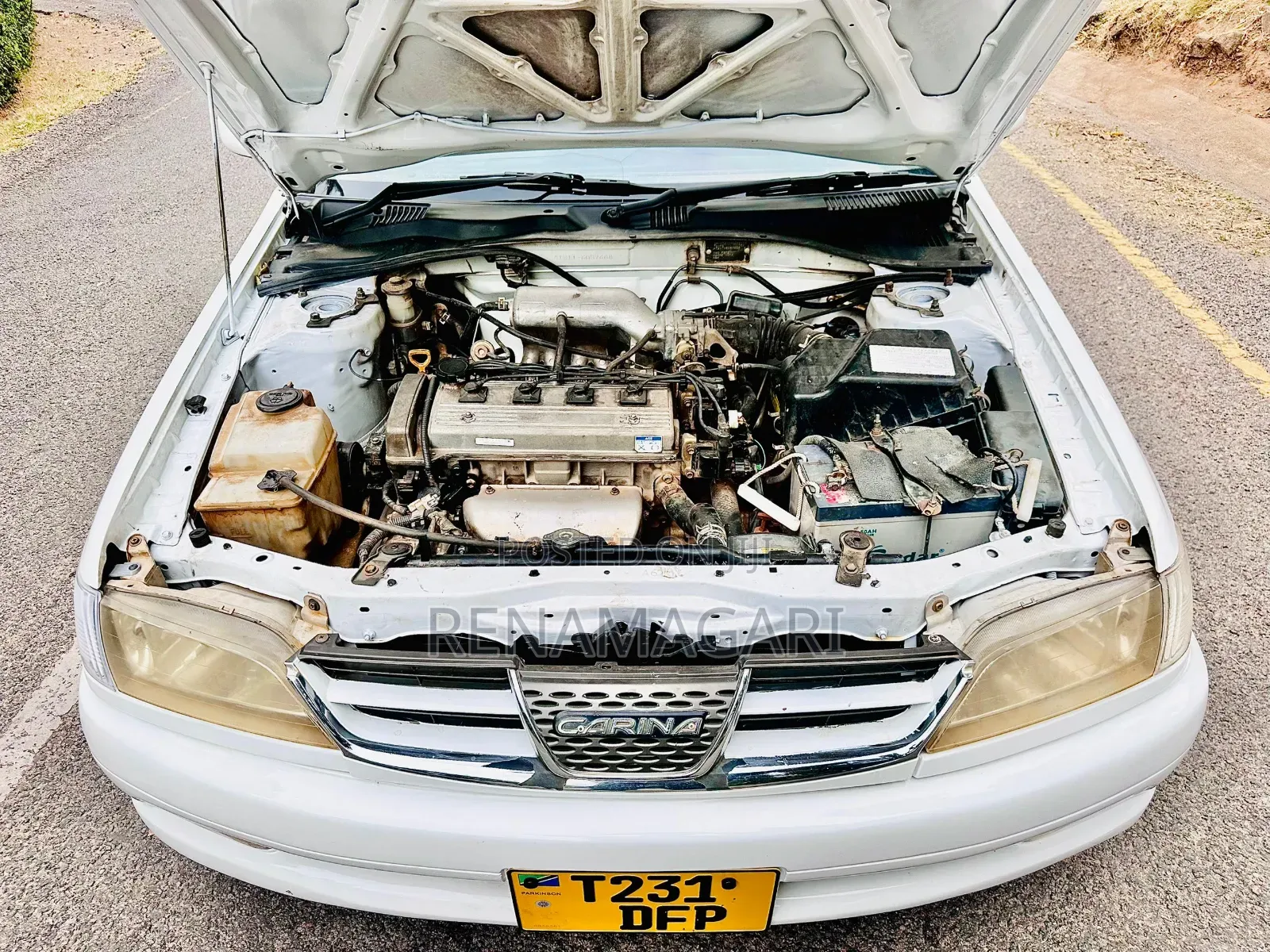 Toyota Carina 2000 White