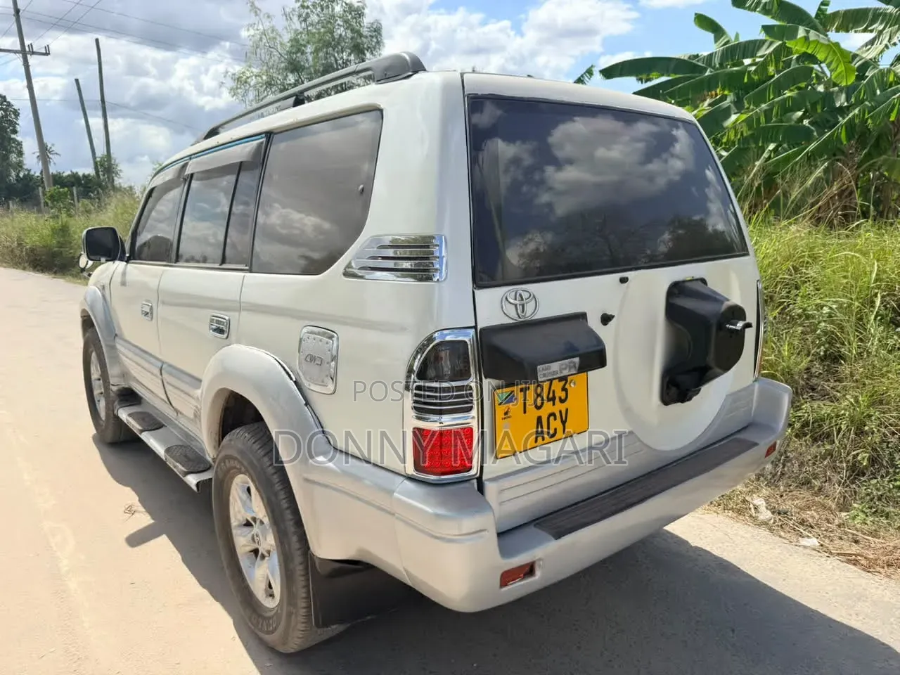 Toyota Land Cruiser Prado 2002 White