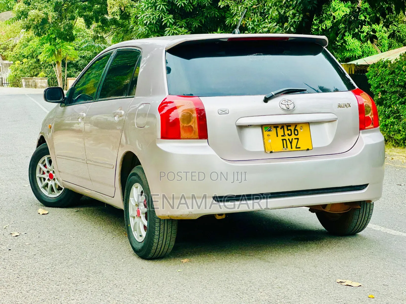 Toyota Corolla RunX 2006 Gold