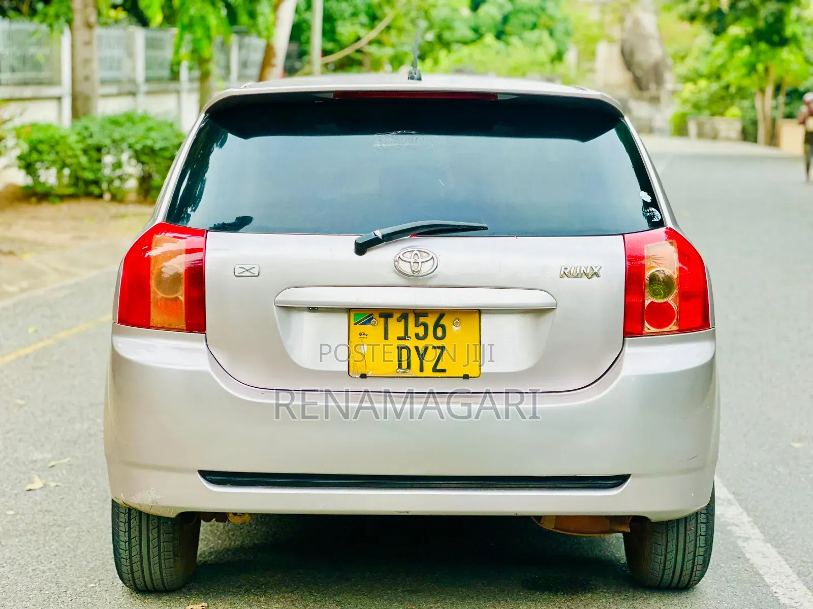 Toyota Corolla RunX 2006 Gold