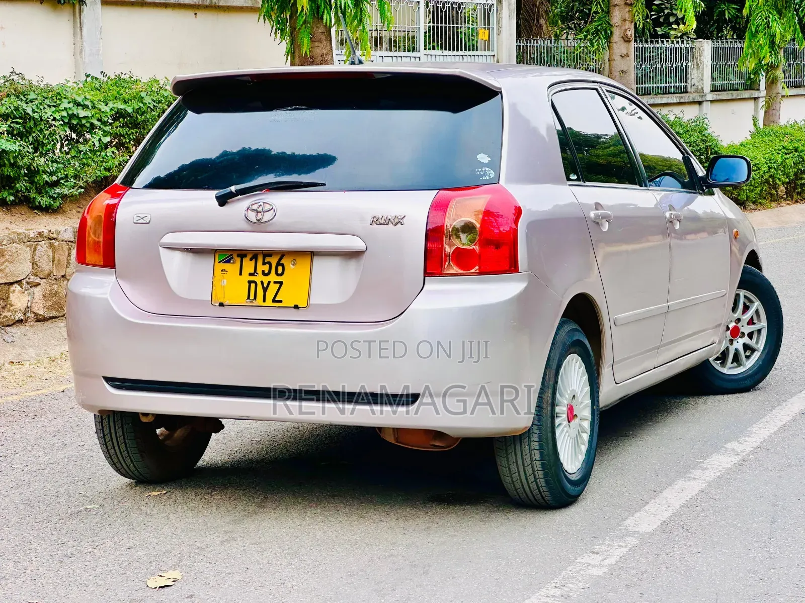 Toyota Corolla RunX 2006 Gold