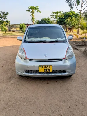 Toyota Passo 2004 Silver