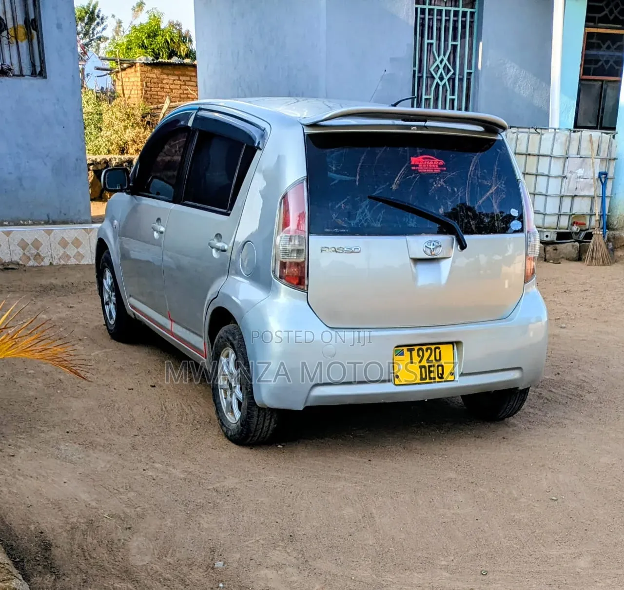 Toyota Passo 2004 Silver