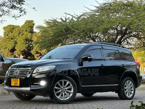 Toyota Vanguard 2010 Black