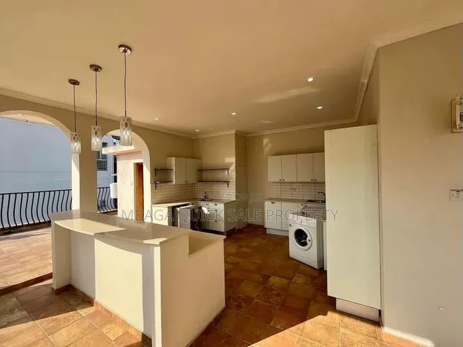 Furnished 4bdrm Apartment in Oyster Bay for rent