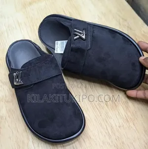 Lv Louis Vuitton Unisex Cosy Flat Confort Clogs Available 4 Colors