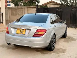 Mercedes-Benz C-Class C 180 Kompressor (W204) 2008 Silver
