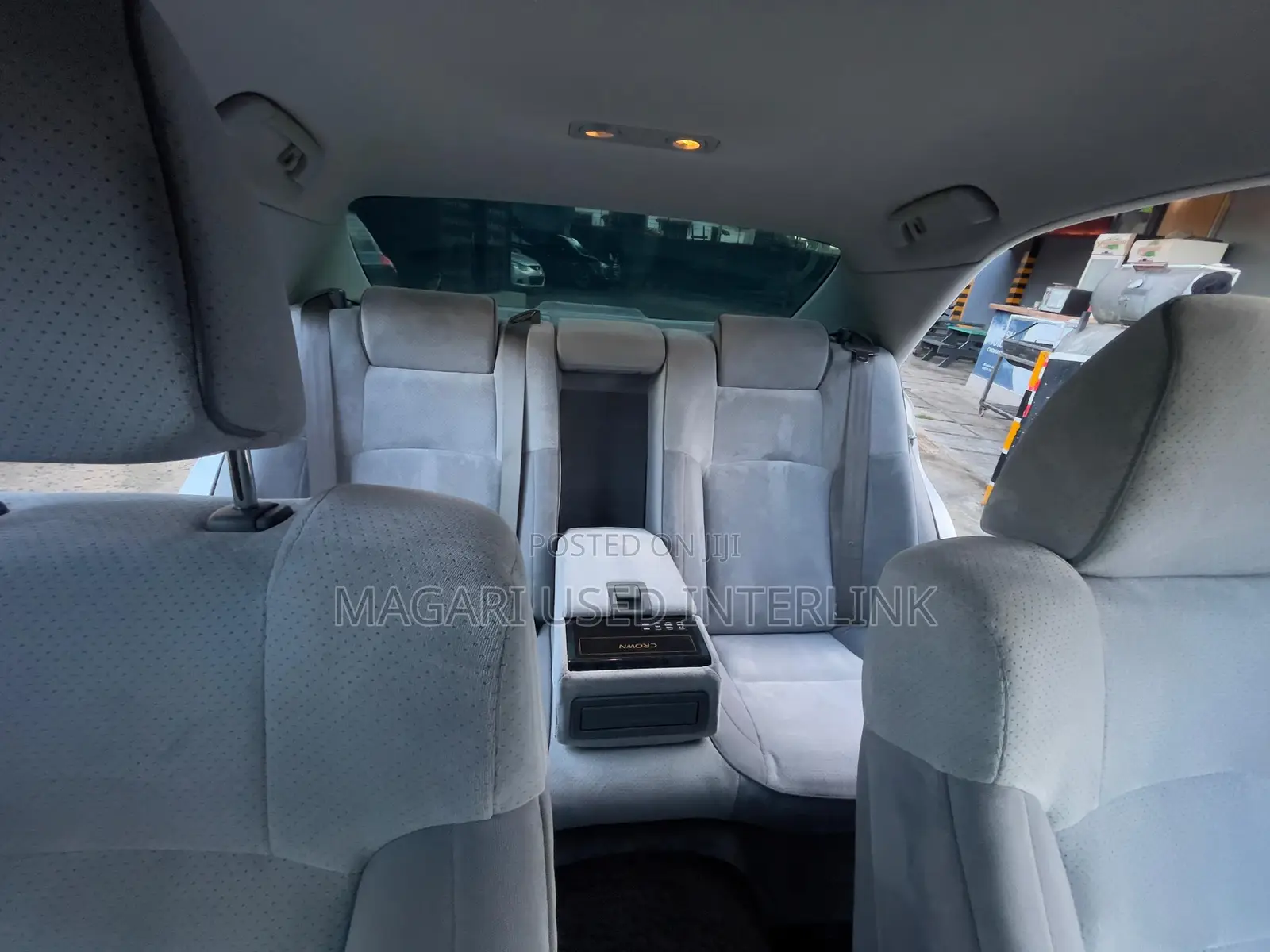 Toyota Crown 2004 Silver