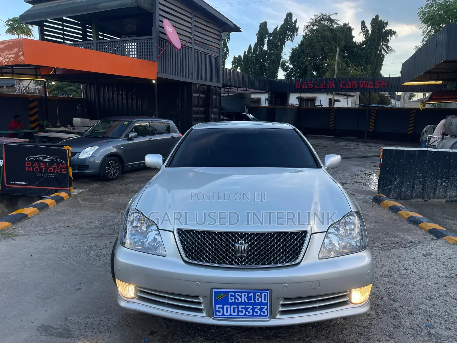 Toyota Crown 2004 Silver