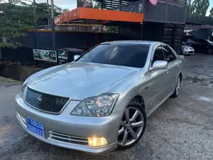 Toyota Crown 2004 Silver
