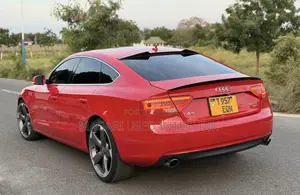 Audi A5 2015 Red