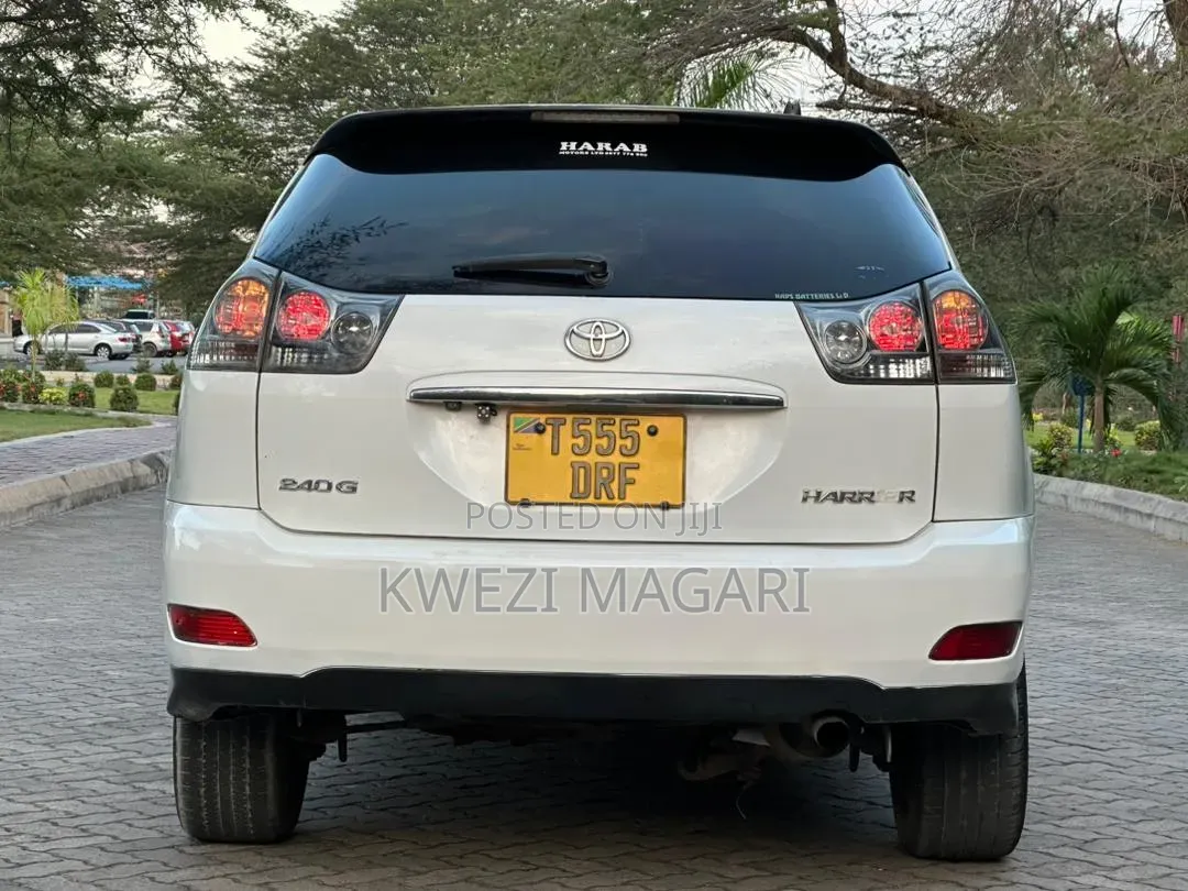 Toyota Harrier 2007 White