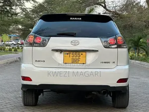 Toyota Harrier 2007 White