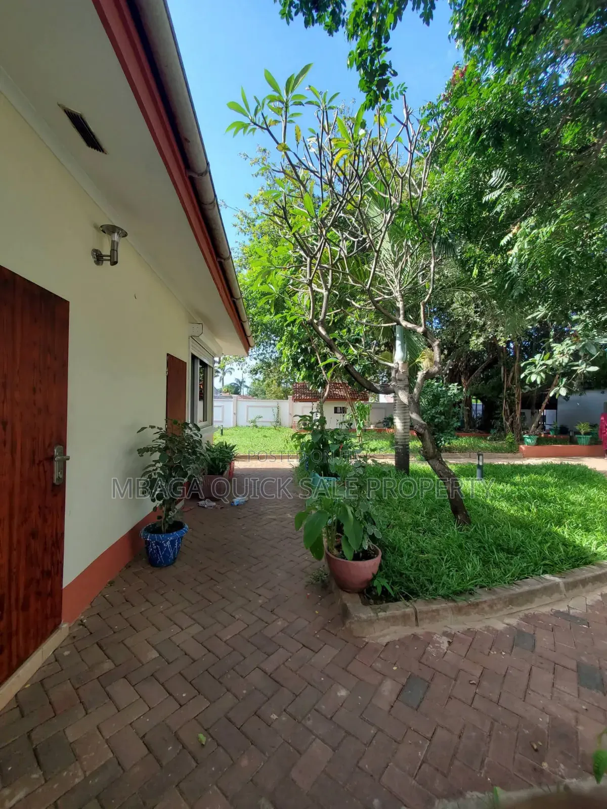 3bdrm House in Masaki for rent