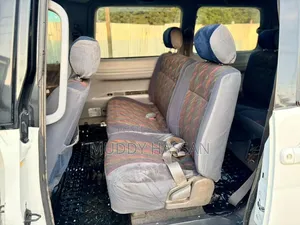 Toyota Noah 2002 White