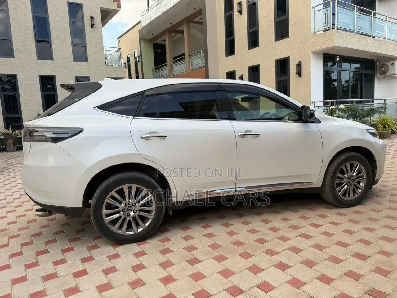 Toyota Harrier 2015 White