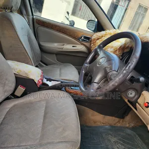 Nissan Sunny 2002 Blue