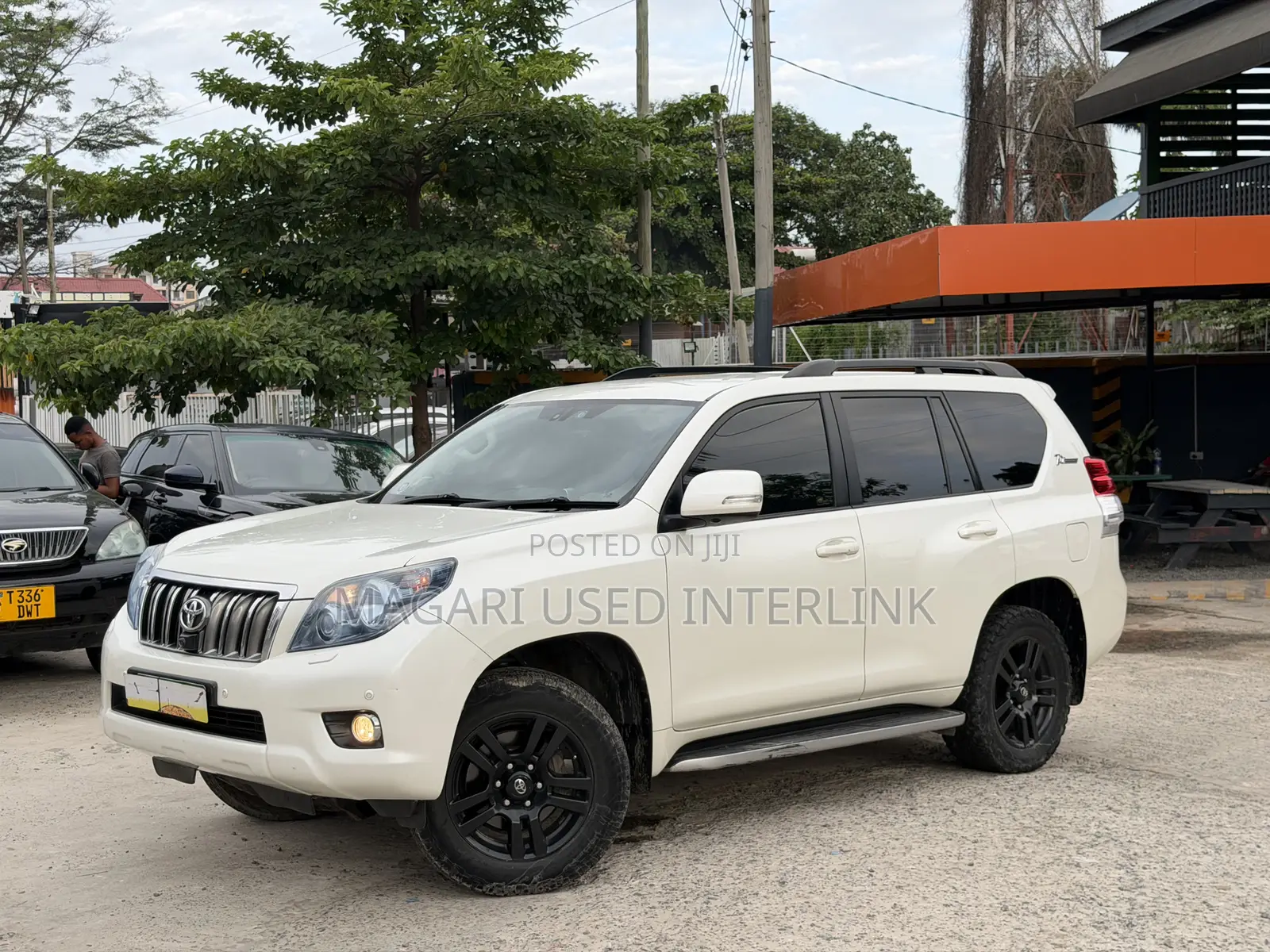 Toyota Land Cruiser Prado 2010 Pearl