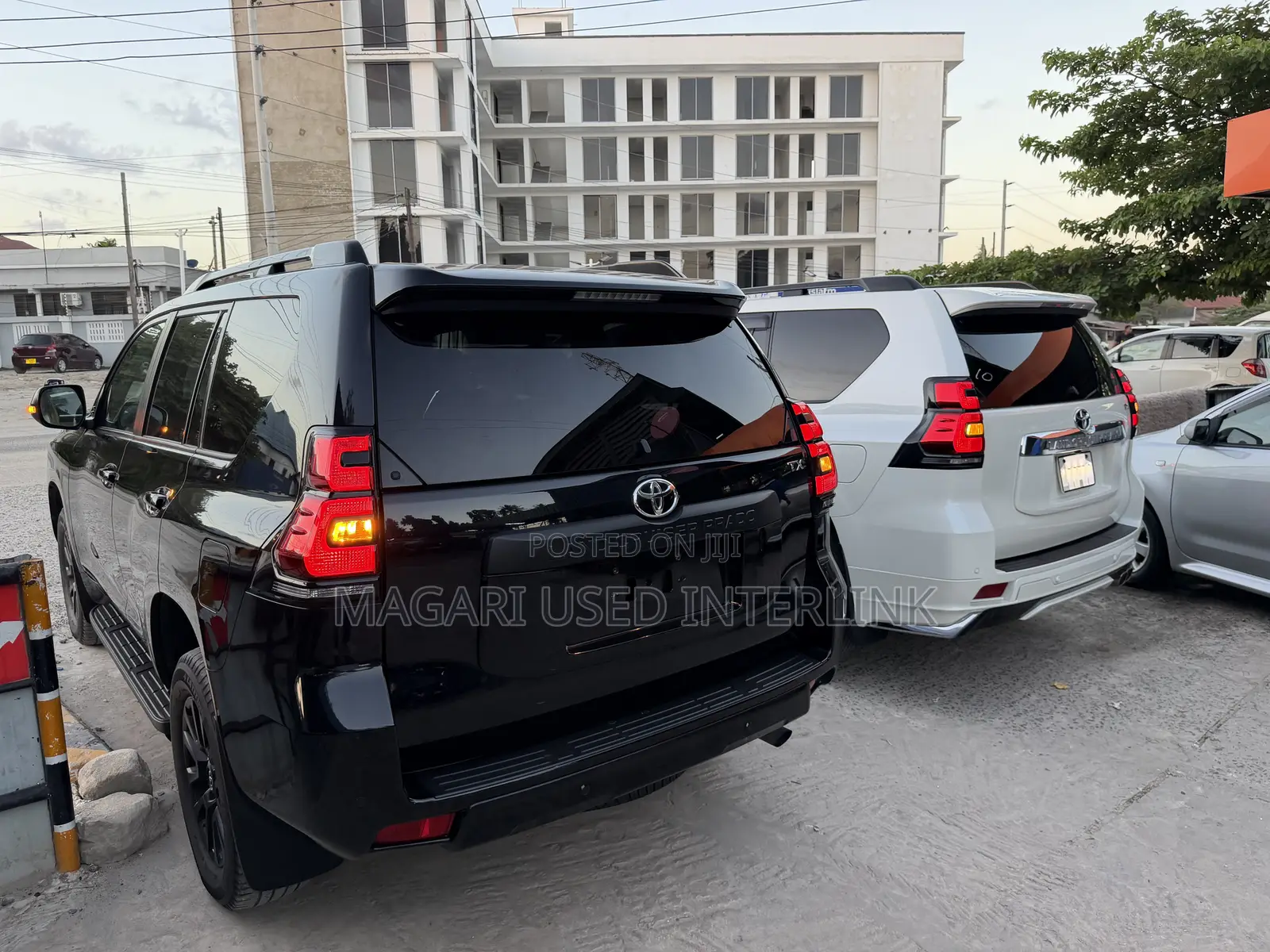 Toyota Land Cruiser Prado 2023