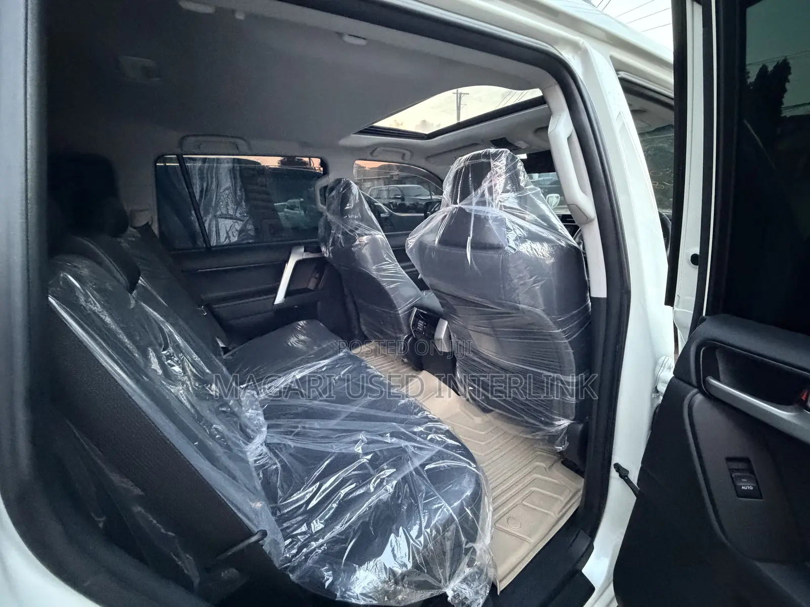 Toyota Land Cruiser Prado 2023