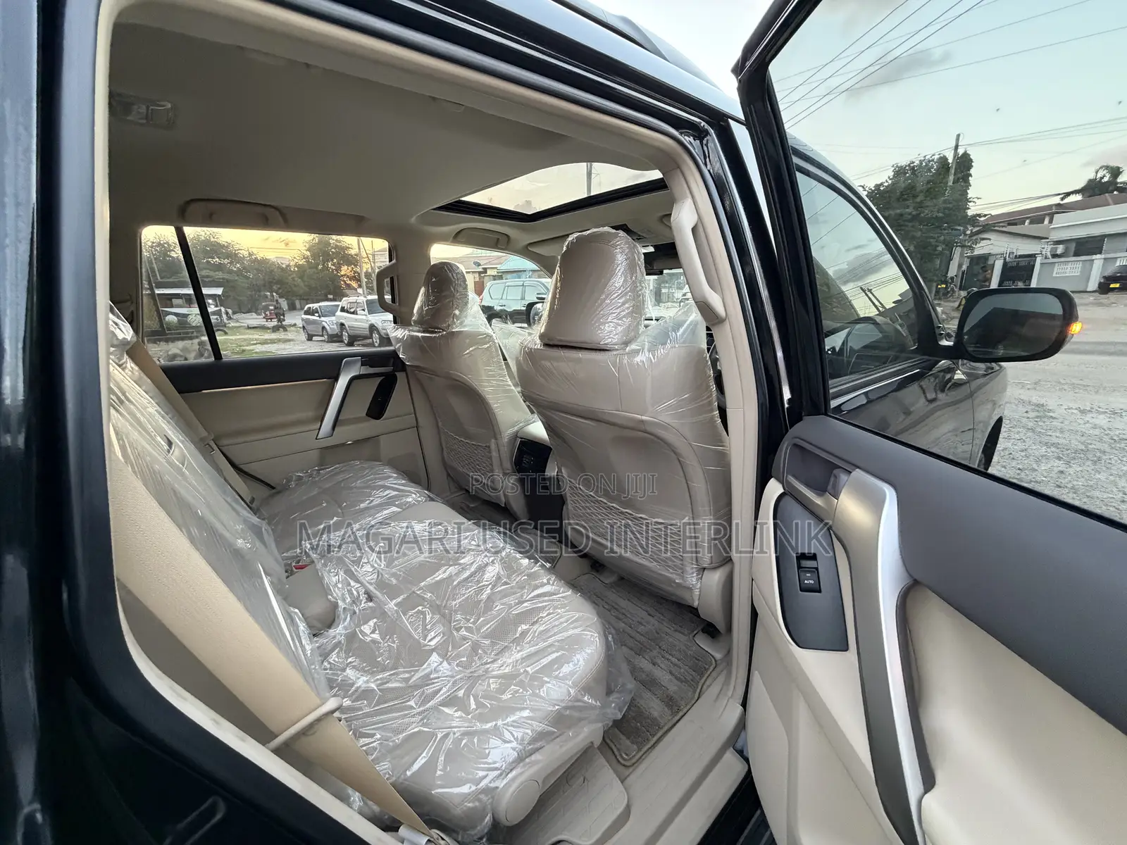 Toyota Land Cruiser Prado 2023