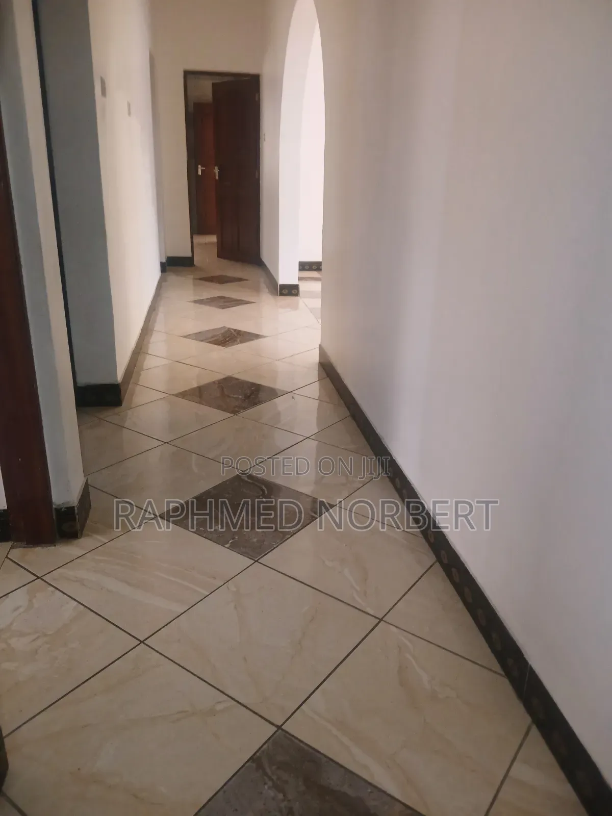 4bdrm House in Tanzania Real, Central Business Area for rent