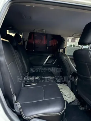 Toyota Land Cruiser Prado 2017 White