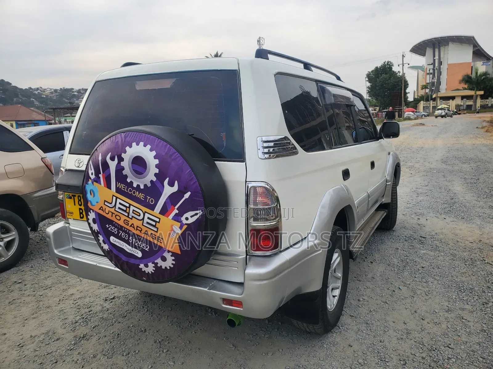 Toyota Land Cruiser Prado 1998 White