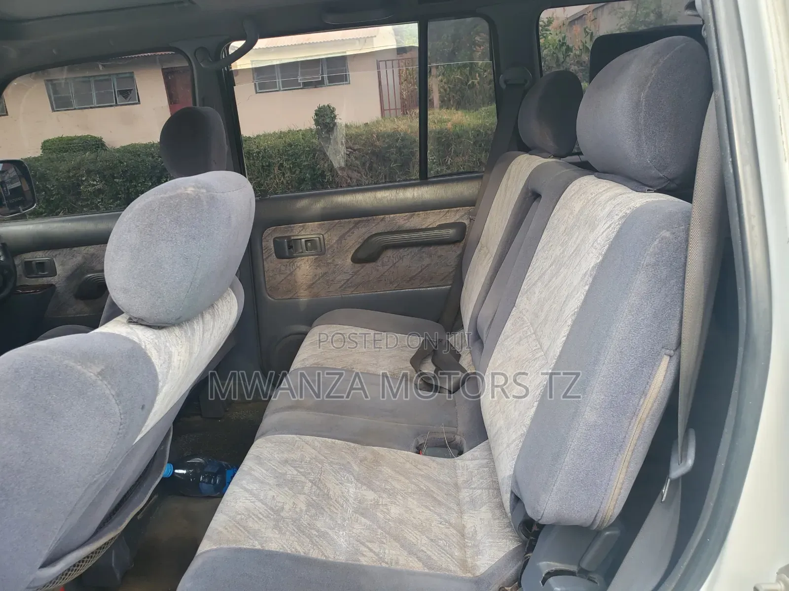 Toyota Land Cruiser Prado 1998 White