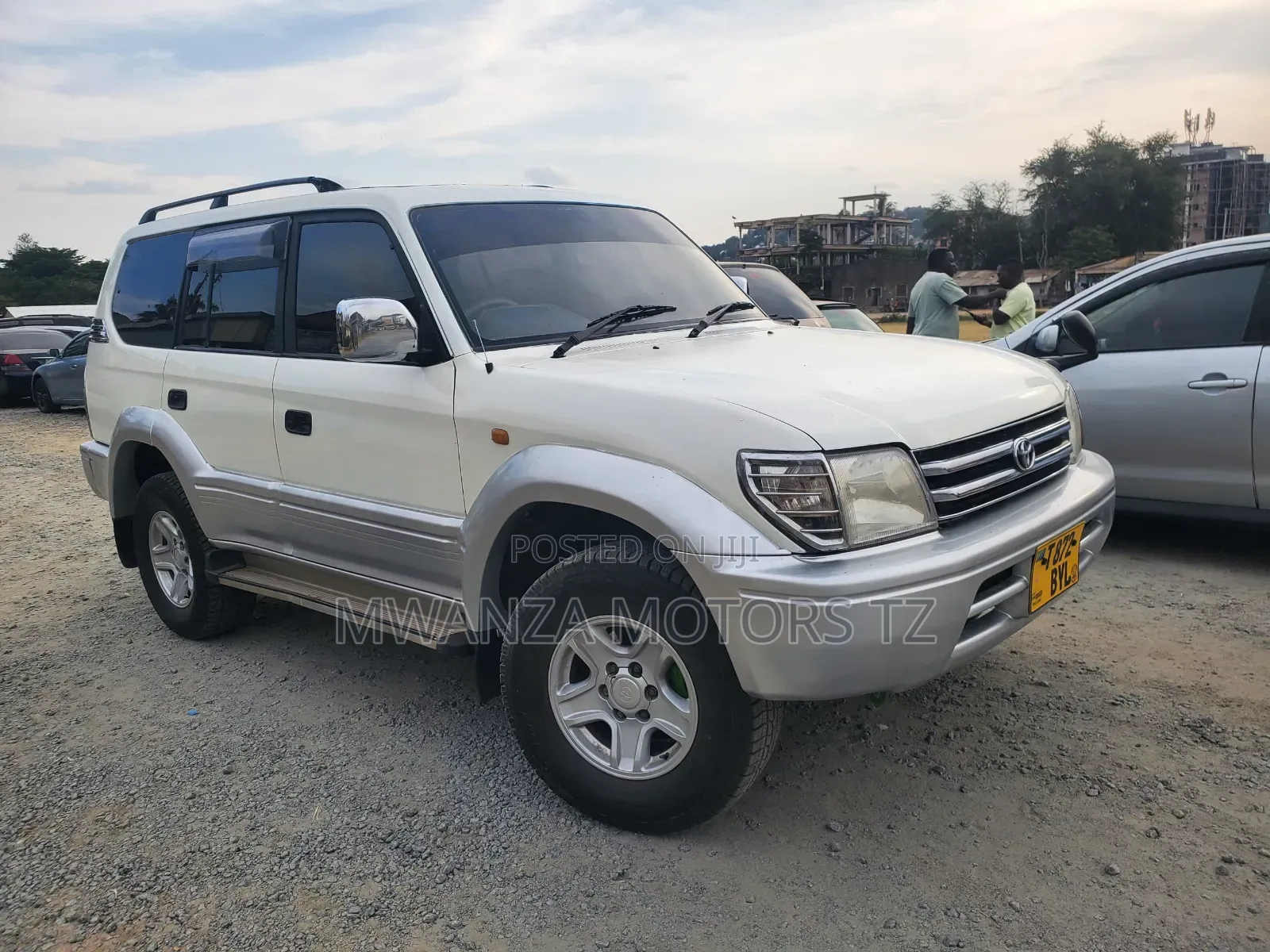 Toyota Land Cruiser Prado 1998 White