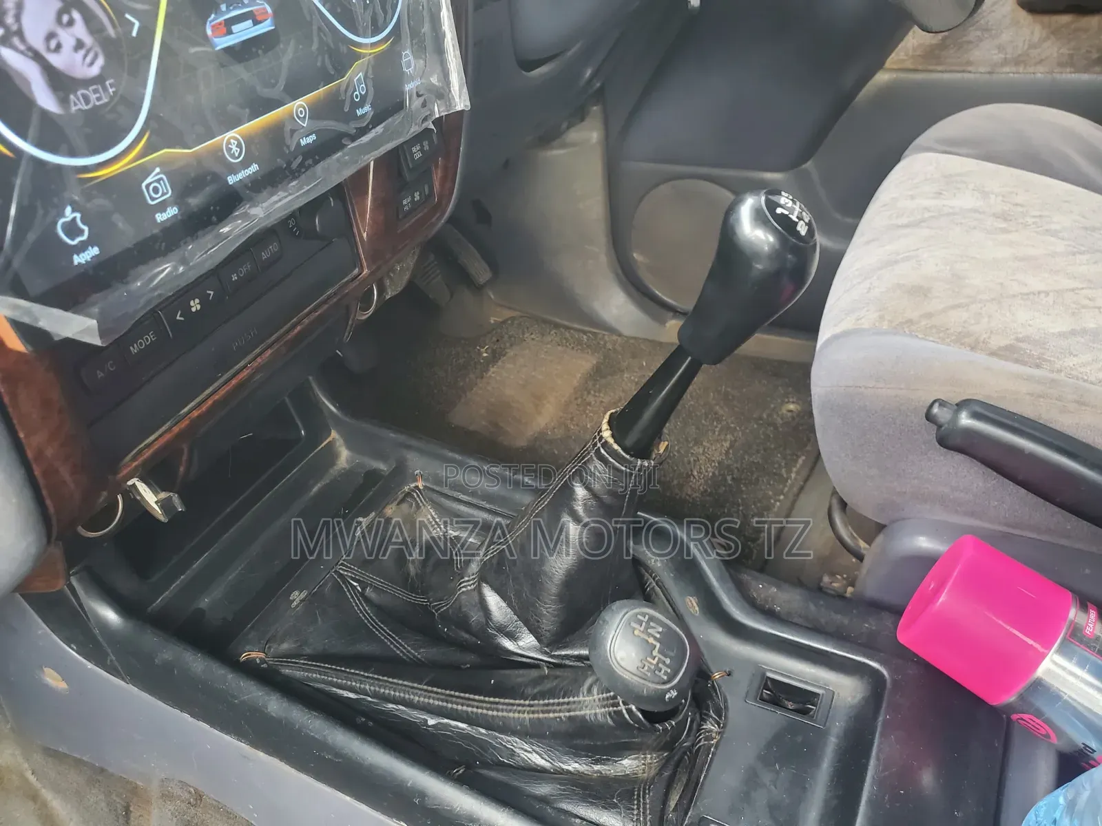 Toyota Land Cruiser Prado 1998 White