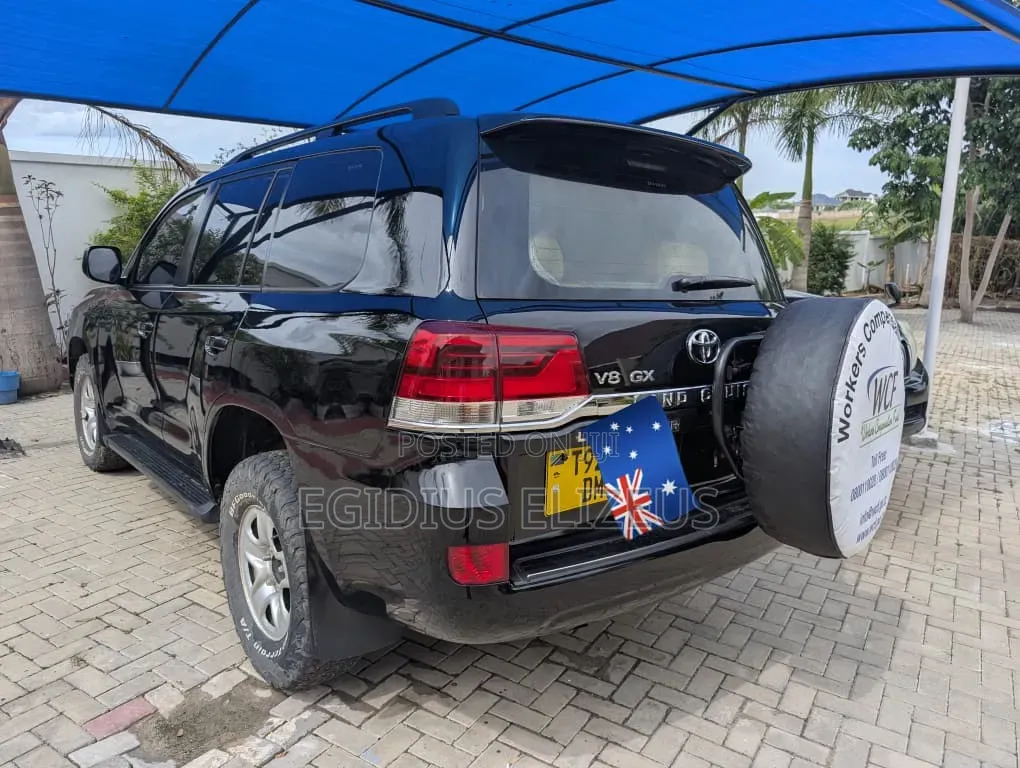 Toyota Land Cruiser Prado 2012 Black