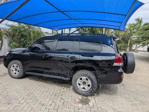 Toyota Land Cruiser Prado 2012 Black