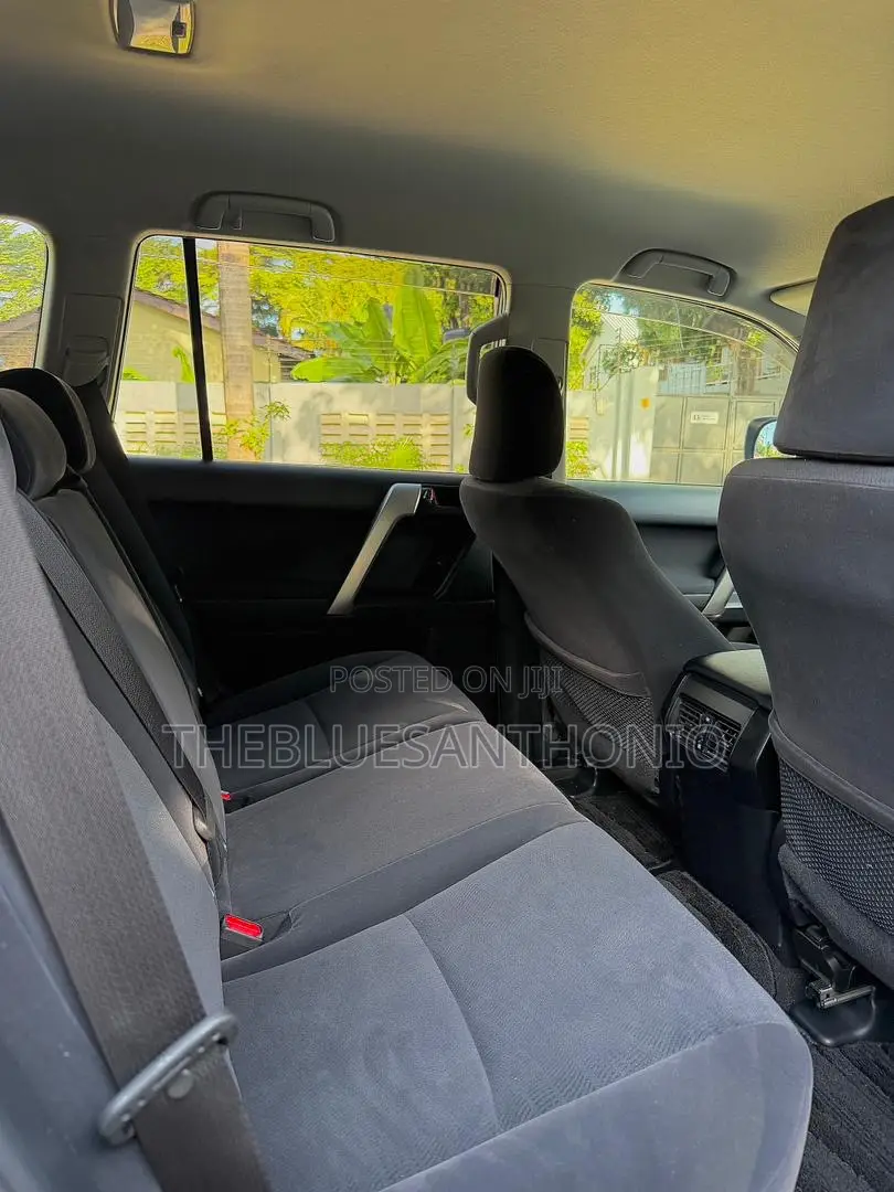 Toyota Land Cruiser Prado 2021 White